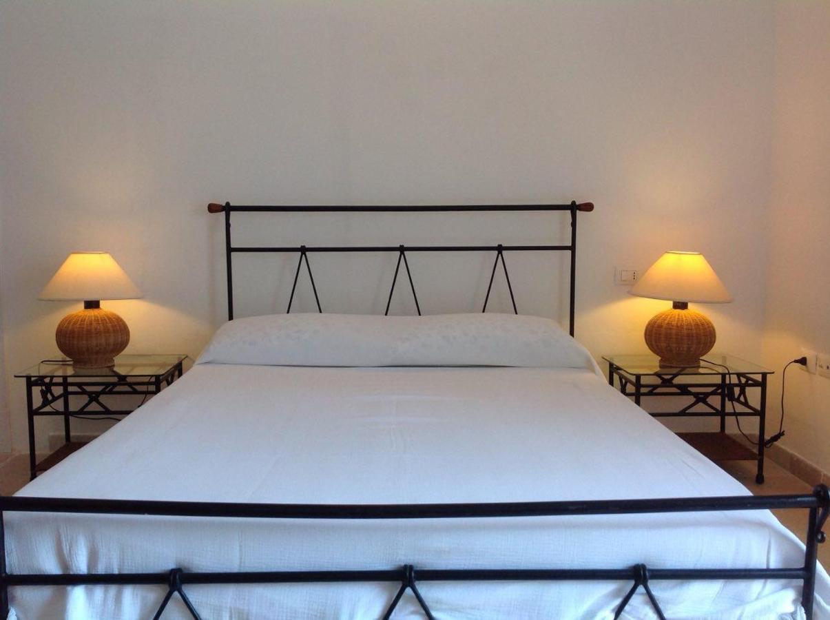Masseria Boezio Ostuni Bed & Breakfast Torre Santa Sabina Ngoại thất bức ảnh