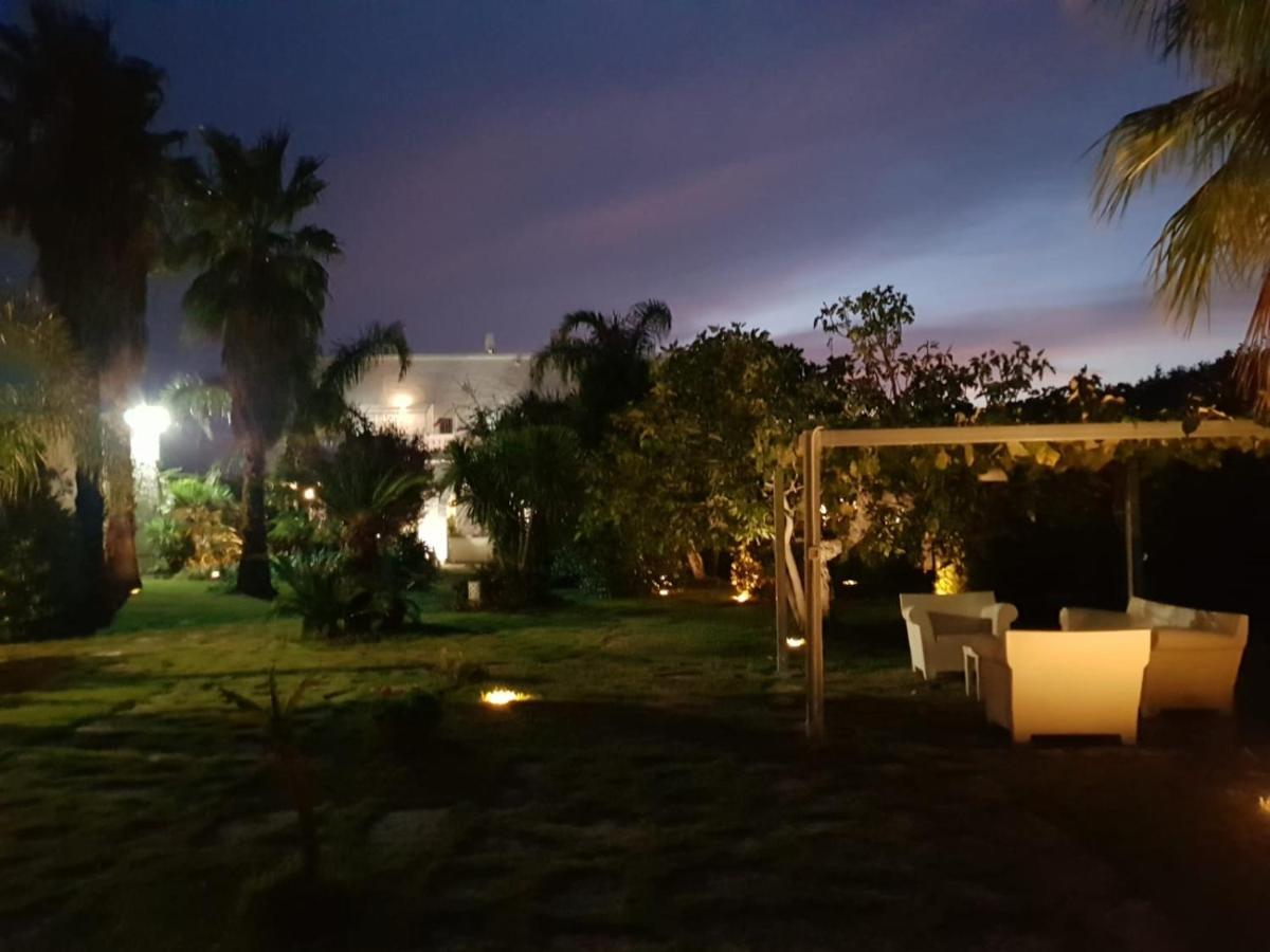 Masseria Boezio Ostuni Bed & Breakfast Torre Santa Sabina Ngoại thất bức ảnh