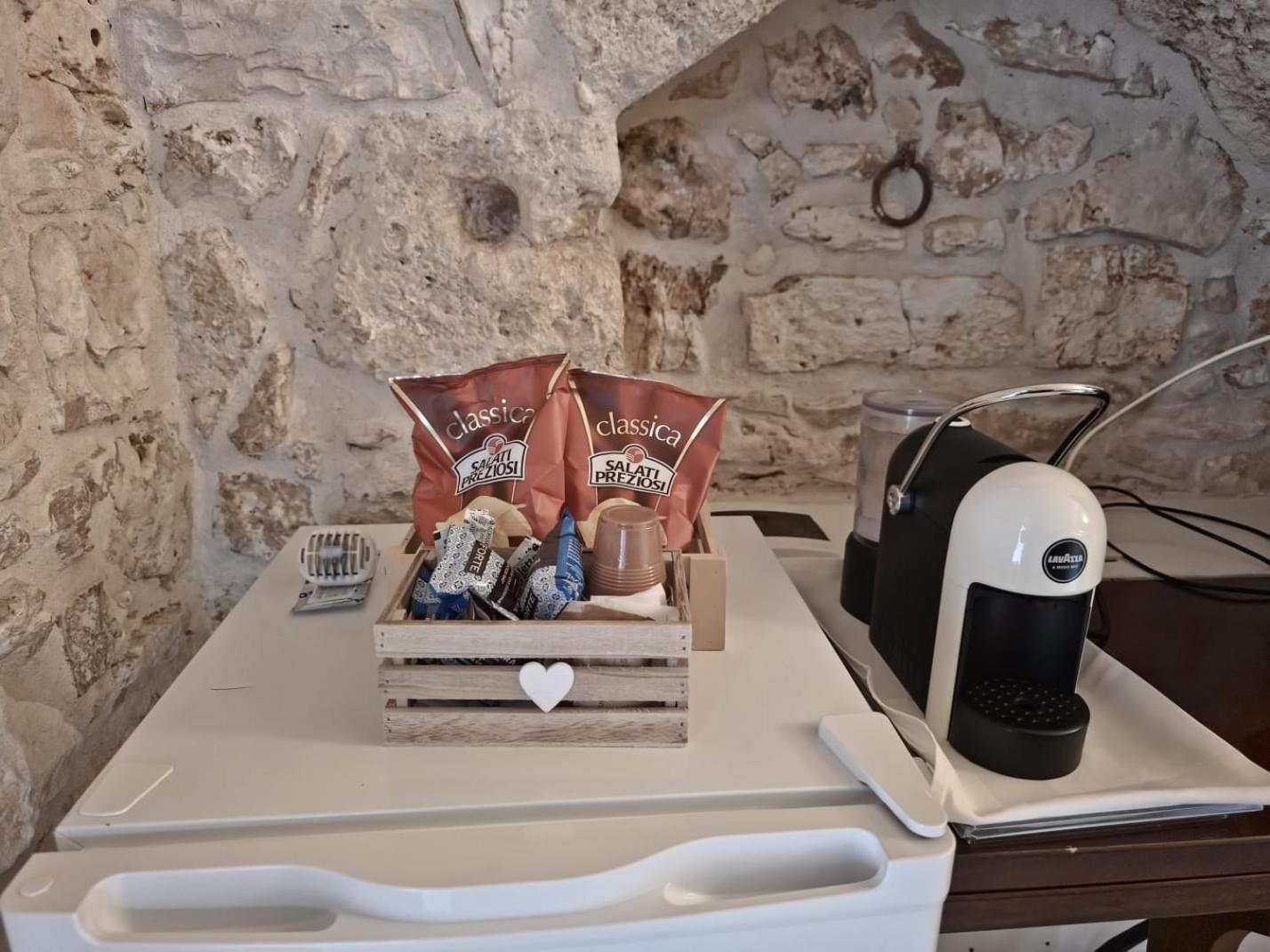 Masseria Boezio Ostuni Bed & Breakfast Torre Santa Sabina Ngoại thất bức ảnh